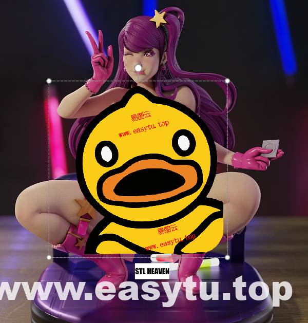 站在椅子上的女人